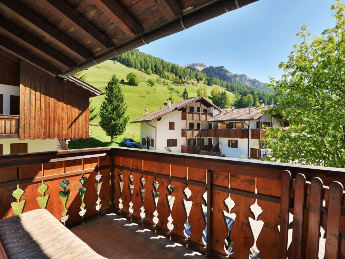 Locazione Turistica Cesa Micheluzzi - Czi712 Apartment Penia Exterior photo