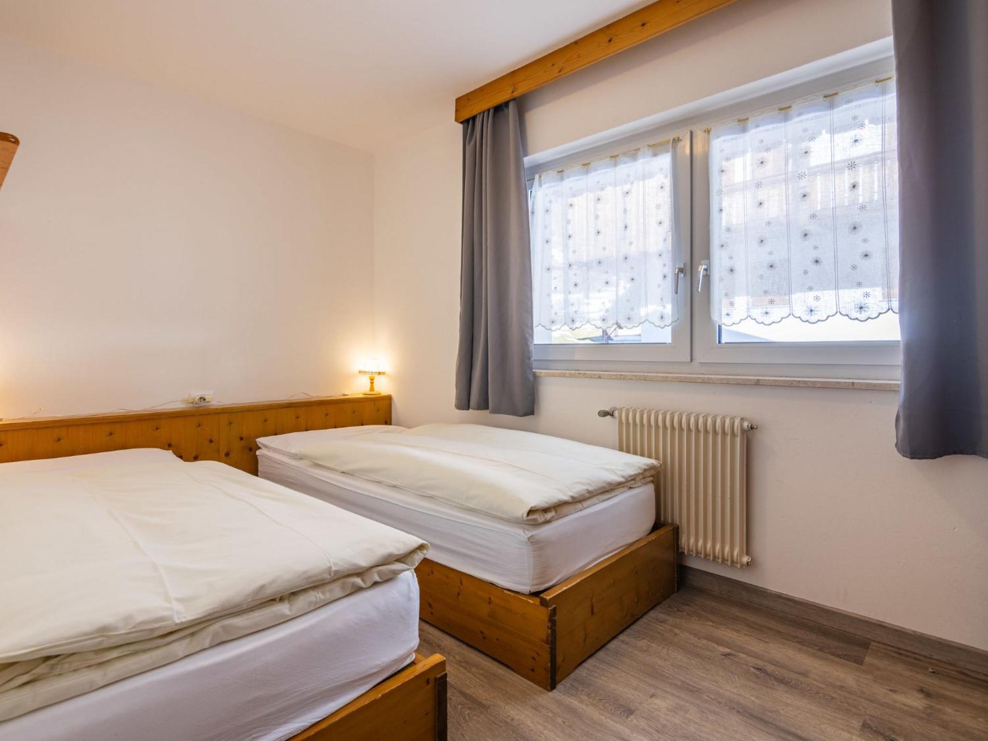 Locazione Turistica Cesa Micheluzzi - Czi712 Apartment Penia Exterior photo